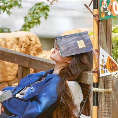 直播算命后我成了团宠